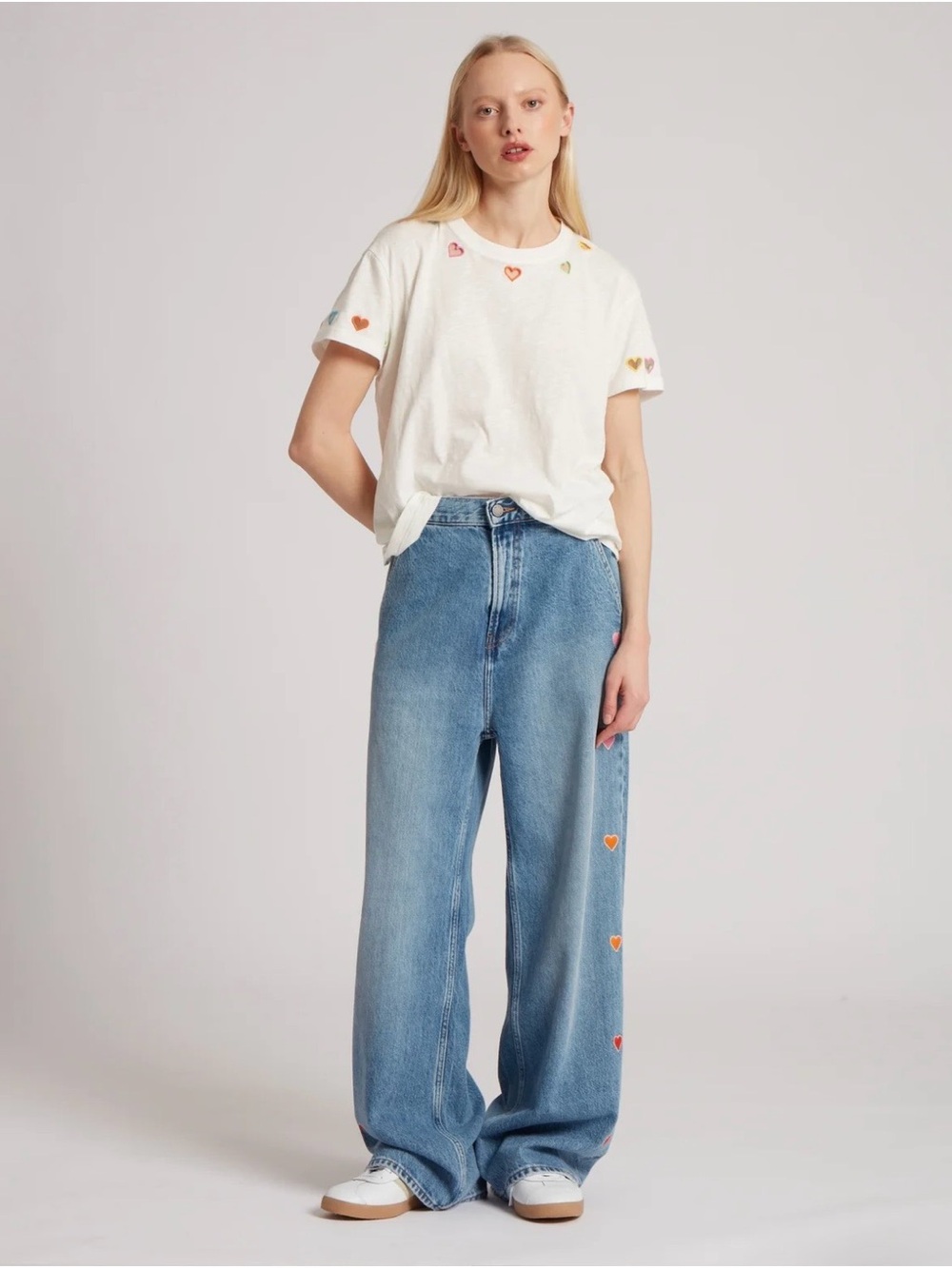 Brand New w Tags! MIRA MIKATI Embroidered Heart Jeans Size 38